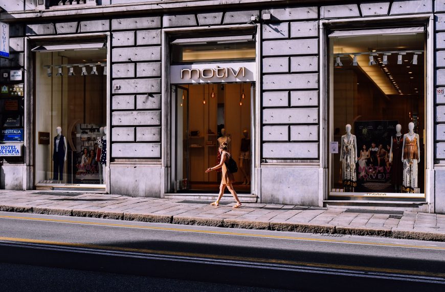 What Is Brick and Mortar, and Why Does It Still Matter in the Age of E-Commerce?